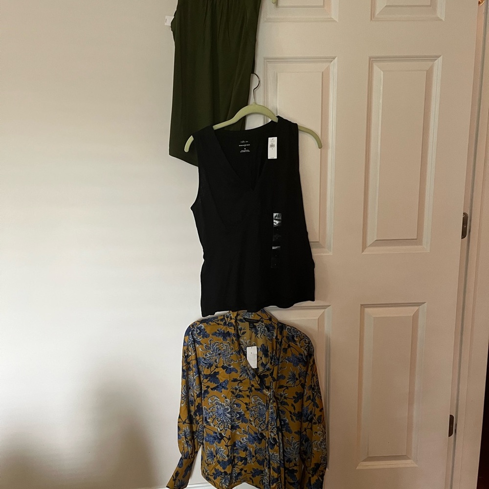 Banana Republic Too Bundle size S/XS